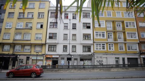 El 137 de la ronda de Outeiro tiene siempre la puerta abierta