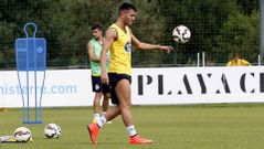 Lucas P�rez ya entrena con sus nuevos compa�eros