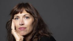 Cuenta Vanessa Springora en �El consentimiento� c�mo fue v�ctima de un depredador de guante blanco.