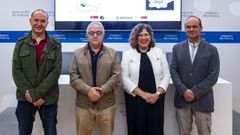 Presentaci�n do proxecto Ger�s-Xur�s m�is sustent�vel realizada polo vicepresidente da Deputaci�n de Ourense, Pl�cido �lvarez, acompa�ado de Rebeca Flanco Rotea e Jorge Correira (Universidade do Minho) e Javier Feijoo (t�cnico d Deputaci�n). 