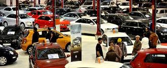 La feria de coches de segunda mano se podr� visitar hoy y m��ana. 