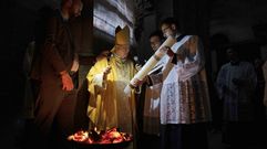 Vigilia pascual en la catedral de Ourense