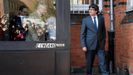 Puigdemont abandona la c�rcel de Neum�nster por la puerta de entrada a la prisi�n