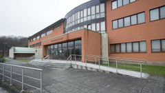 La Facultade de Humanidades est� cerca de la avenida de Madrid