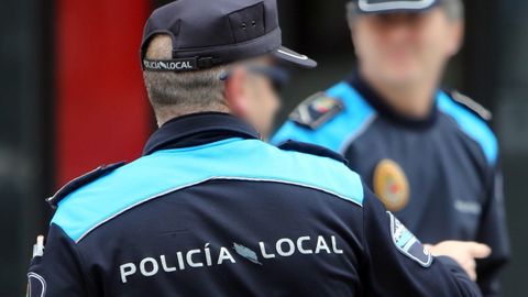 La Polic�a Local de Vilagarc�a detuvo a un individuo que iba desnudo y en bicicleta