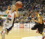 Waczynski y Sa�l Blanco, en el partido jugado en Sar. 