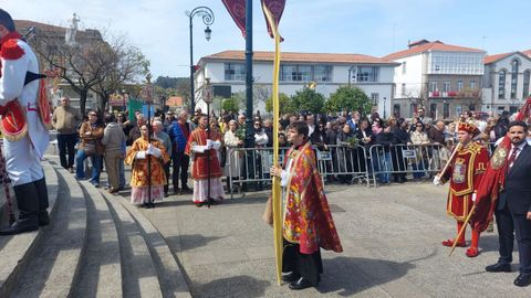 La procesi�n de la Borriquilla sali� en Betanzos de la iglesia de Santo Domingo