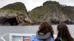 La lancha Vivemar nos lleva a ver o Fuci�o do Porco desde el mar