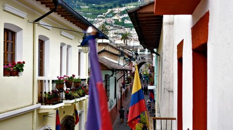 Relatos y Caminos: Captulo 3.La calle de La Ronda en Quito (Ecuador)