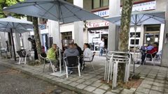 La separaci�n de las mesas es una medida de seguridad y limita la afluencia de gente