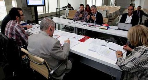 O secretario xeral explicou aos membros do comit� de expertos as actuaci�ns do per�odo do 2008 ao 2011. 