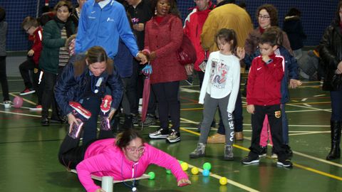 fiesta de la asociacion Amicos con motivo del da internacional de las personas con diversidad funcional