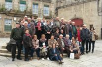 Alumnos de la Escuela de Mayores de Xove, ayer en Ourense.