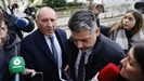 A la izquierda, Jos� �ngel Gonz�lez, denunciado por agresi�n sexual a su llegada a su domicilio