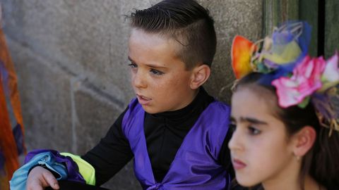 Desfile de carnaval del conservatorio de Ribadavia.En Ribadavia, el desfile de entroido combin disfraces y mucha msica. Estaba protagonizado por los integrantes del conservatorio