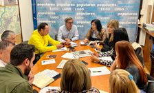 Elena Candia empez� ayer un programa de visitas a distintos departamentos del Concello de Lugo