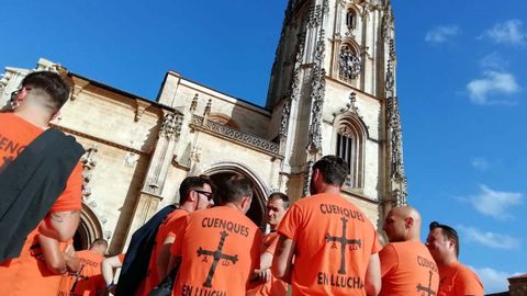 Trabajadores de Vesuvius, en la plaza de la Catedral 