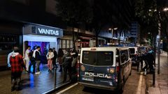 La reyerta se inici en el exterior de la discoteca Vanitas. En la imagen, un operativo policial en la zona en un momento diferente al del incidente