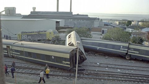 Azuqueca de Henares. El accidente de Guadalajara caus� dos muertos y 17 heridos en abril de 1997