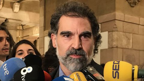 11. JORDI CUIXART. Presidente de �mnium Cultural. 17 a�os de prisi�n por rebeli�n y otros tantos de inhabilitaci�n absoluta.  La Abogac�a del Estado pide 8 a�os de c�rcel por un delito de sedici�n.
