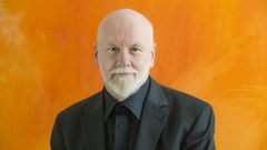 El compositor australiano Brett Dean, autor de la pieza �Carlo� que interpret� la OSG