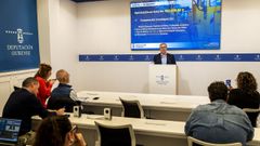 Luis Menor compareci� tras la Junta de Gobierno