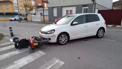 El accidente tuvo lugar en la intersecci�n entre las calles San L�zaro y da Pega, cerca de la piscina municipal