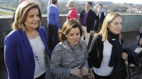 S�enz de Santamar�a: �El PP es un partido que vertebra, que se hace de abajo a arriba�