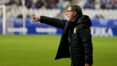 Anquela Real Oviedo Numancia Carlos Tartiere.Anquela da ordenes durante el partido 