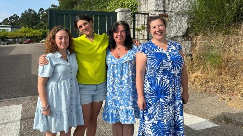 La directiva de la Anpa de Bembrive: Mara Jos Justo, Anabel Novoa (presidenta), Mnica Martnez y Paula Verde (de derecha a izquierda)
