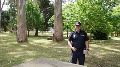 Pablo Rodr�guez, de Participaci�n Ciudadana, en el parque Pernas Pe�n de Viveiro, lugar de encuentro juvenil