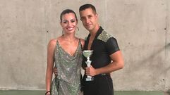 Beatriz Veiga y su pareja de baile Manel L�pez volvieron con muy buen pie a la competici�n presencial este domingo. Los representantes de Teo se proclamaron campeones de la Copa de Espa�a de Bailes Latinos en su categor�a y disfrutaron en el centro de tecnificaci�n de Alicante rodeados de compa�eros y familia.