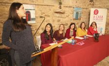 La jornada organizada por la Fundaci�n Pondal est� dentro de su programa A Casa da Muller. 