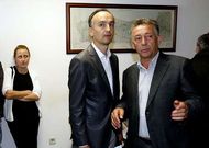 Xaqu�n Garc�a, anterior alcalde, y Jose Luis Garc�a L�pez, nuevo regidor.