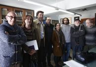 <span lang= es-es >Espazo Xove</span>. Xavier Paz, Manuela Gallego, C�sar Ansias, Eladio G�mez, Lourdes Garc�a, Mill�n Brea, Xos� Lois V�zquez y Pablo Gonz�lez en la cita de la Casa da Xuventude. 