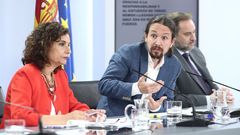 Montero,  Iglesias y �balos, durante la rueda de prensa posterior al Consejo de Ministros en Moncloa