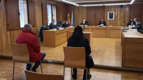 La Tesorería General del Estado pide una indemnización de 135.000 euros a dos sarrianos acusados de defraudar a la Seguridad Social