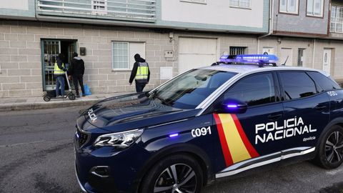 Foto de archivo del pasado marzo de una operación de la Policía Nacional en Poio