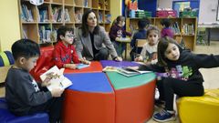 Judith Fern�ndez visit� la biblioteca del colegio Manuel Sueiro, que acaba de recibir un premio nacional por su plan de lectura