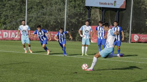 Amistoso entre el CD Lugo y el Fabril disputado en el Campo de F&uacute;tbol Municipal de Pol

