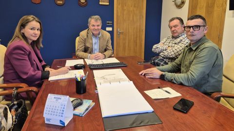 El director de Portos, Jos Antonio lvarez, le mostr a la directiva su predisposicin a colaborar.