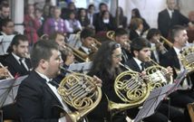 La Banda de Agolada tocar� este lunes tras la misa solemne para amenizar la sesi�n verm�. 