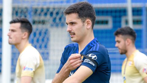 Lucas Laso, antes de un partido del Vetusta