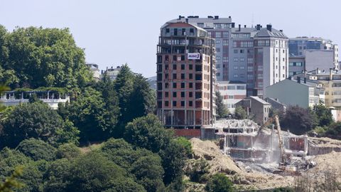 En un mes, el Parque Rosala debera estar libre de O Garan