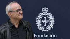 Stefan Schmitz, director ejecutivo de Crop Trust y representante de la B�veda Global de Semillas de Svalbard, Premio Princesa de Asturias de Cooperaci�n Internacional, a su llegada este domingo en Oviedo, donde el pr�ximo viernes recoger� el galard�n