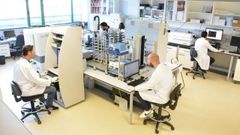 Plataforma de cribado de f�rmacos Innopharma en el Cimus de la Universidade de Santiago