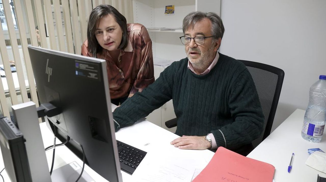 La oficina móvil para emigrantes retornados estará en A Laracha y Fisterra
