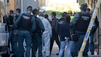 Una operaci�n antidroga en un edificio de Arteixo, en el 2024, se sald� con cinco detenidos.