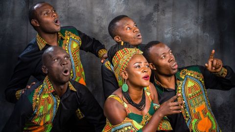 El sexteto vocal ugand�s Aba Taano actuar� el 1 de mayo en la Catedral de Mondo�edo con la propuesta �El aut�ntico g�spel africano�
