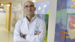 Iv�n Somoza Argibay, medico adjunto de Cirug�a Pedi�trica y especialista en Urolog�a infantil del Hospital Teresa Herrera de A Coru�a, el materno del Chuac